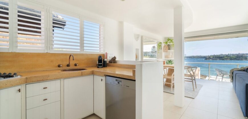 Unbeatable North Bondi Location, Panoramic Beach Views