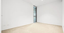 Luxury Executive Apartment with Gorgeous City Views, Storage Cage Included